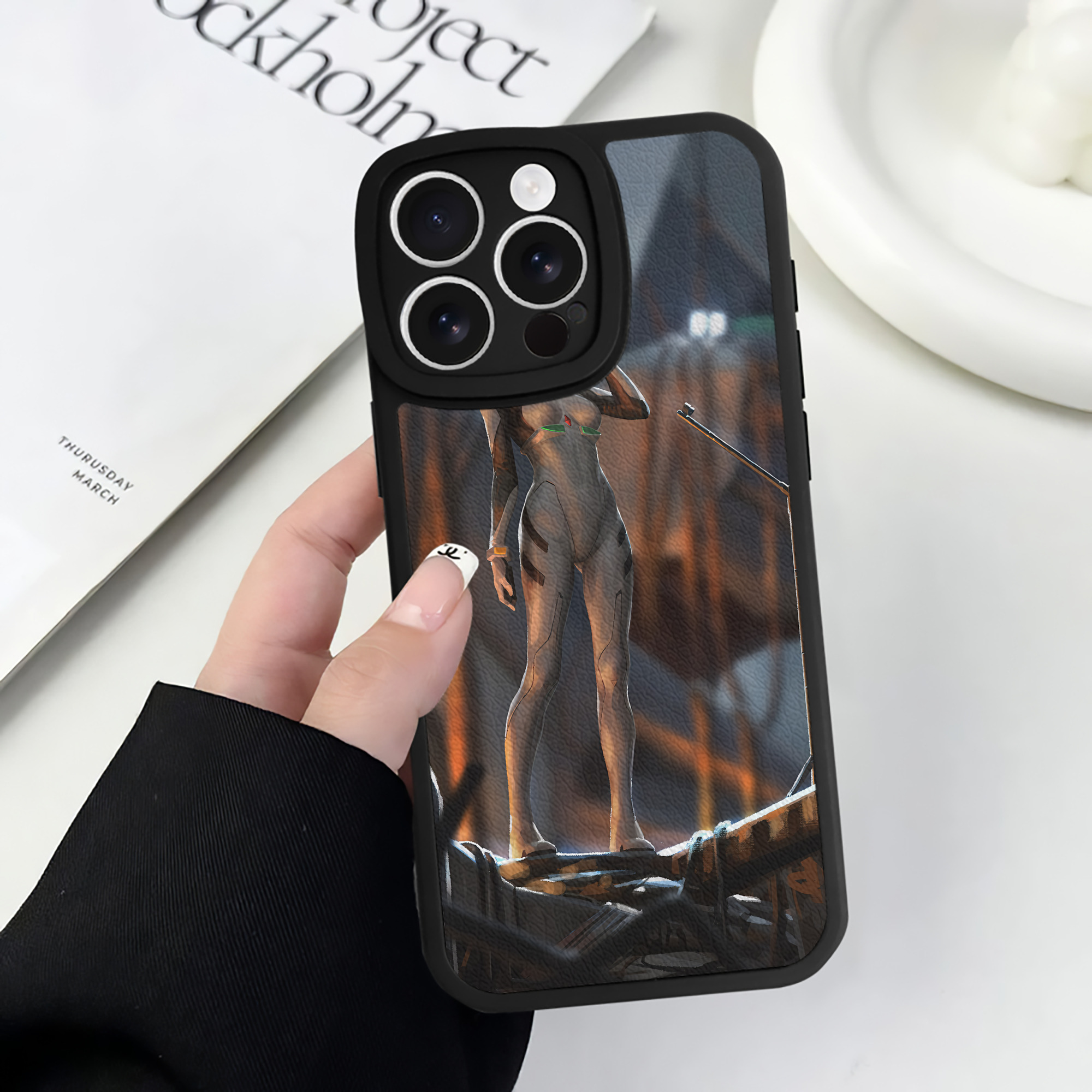 （画像用） EVA 新世紀エヴァンゲリオン 【iPhone 16シリーズ対応】シリコンスマホケース（レザー調） 材質：シリコン